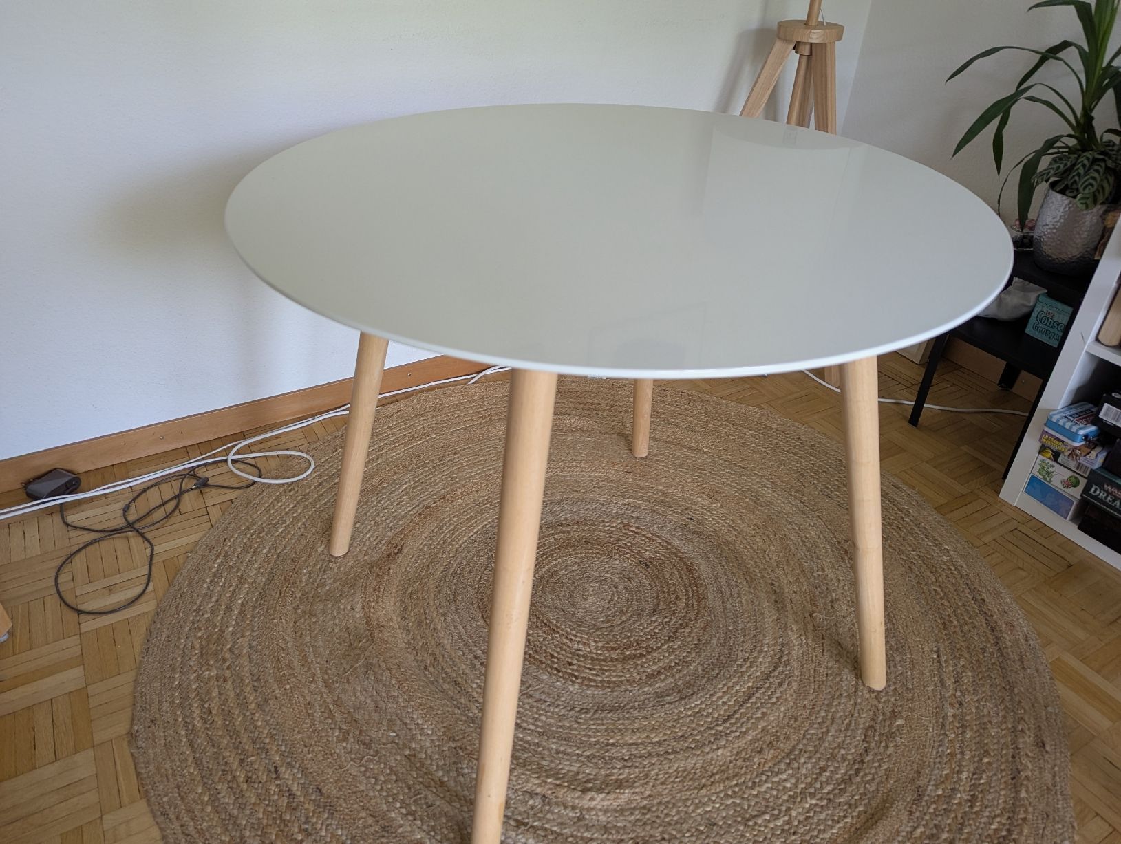 Tavoli: Tisch Rund – Usato da Bern venduto da MinaZH 1