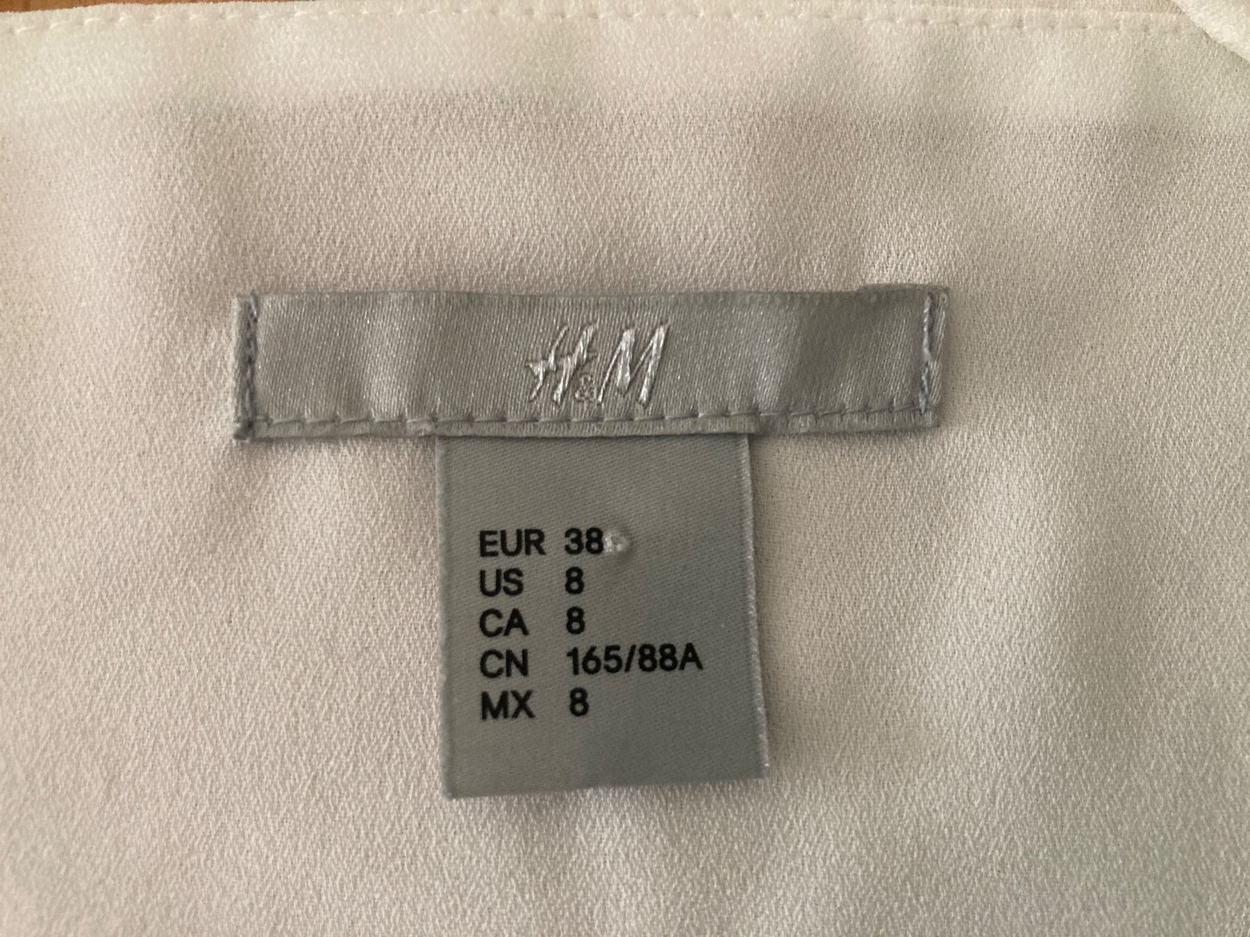 Tops: Top Träger-Shirt Weiss Grösse 38 – Gebraucht aus Gelterkinden von froggy80 5