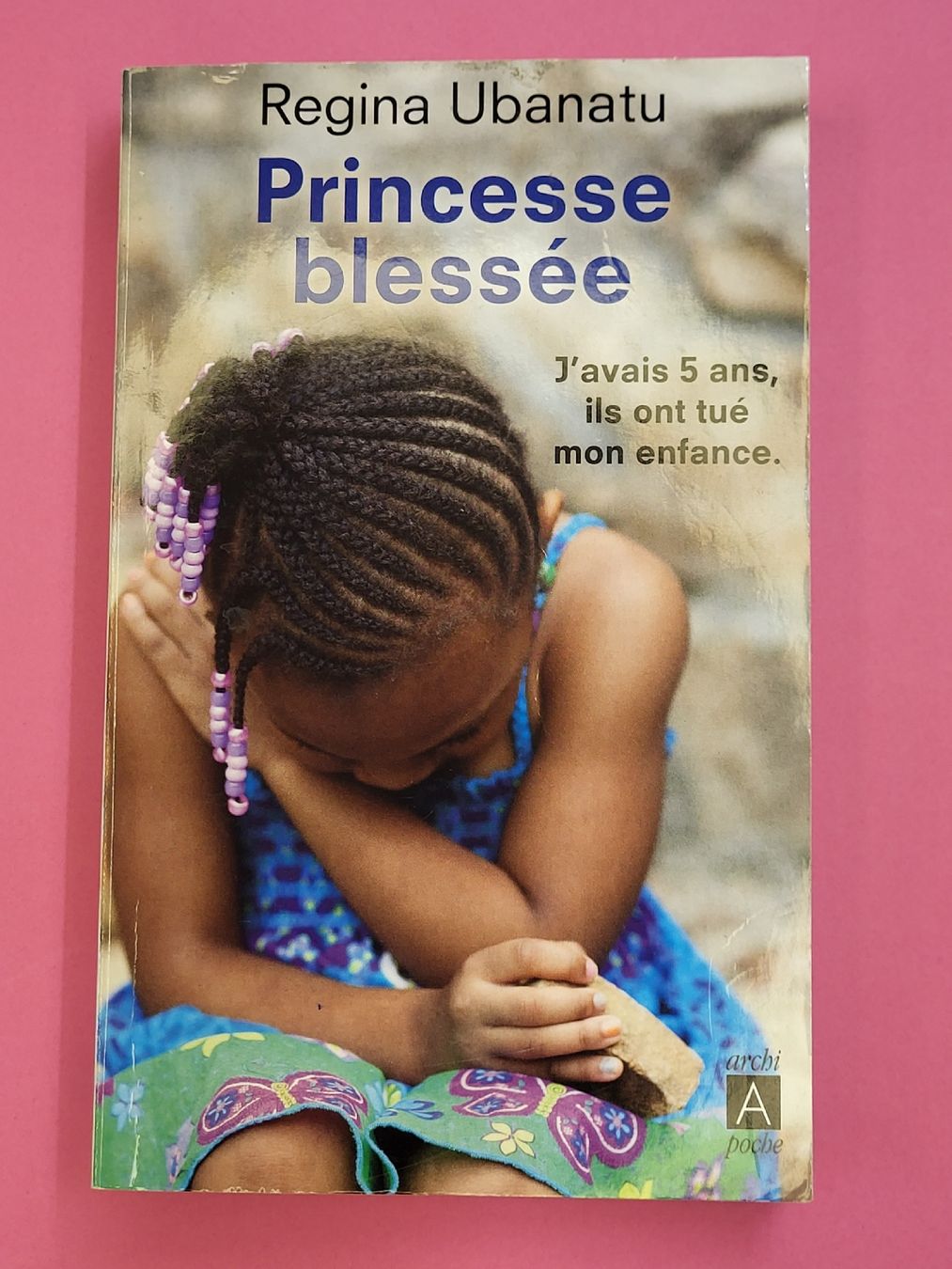 Libri: Regina Ubanatu "Princesse blessée" – Usato da Martigny-Croix venduto da barbamama1977
