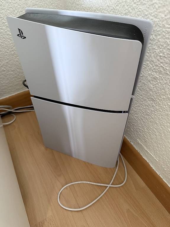Konsolen: PlayStation 5  – Gebraucht aus St. Margrethen SG von kra_y7bx 1