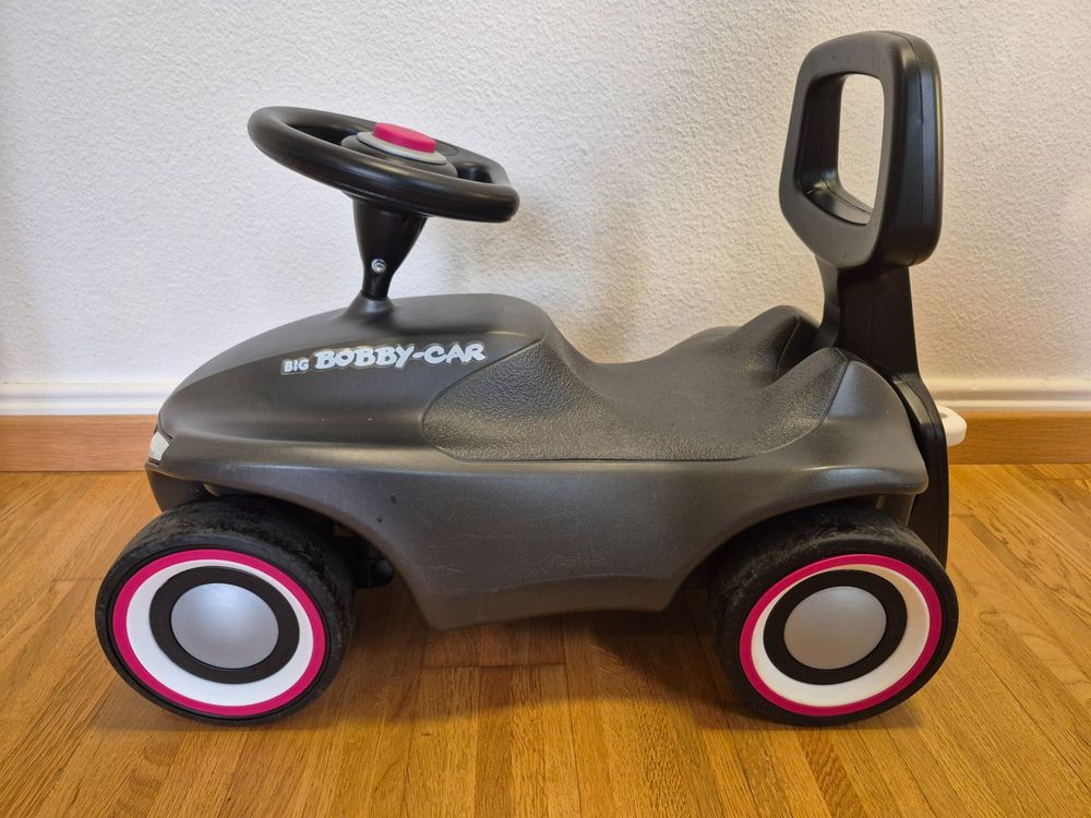 Big Bobby Car mit Soundlenkrad in 61118 Bad Vilbel für 30,00 € zum, bobby car le