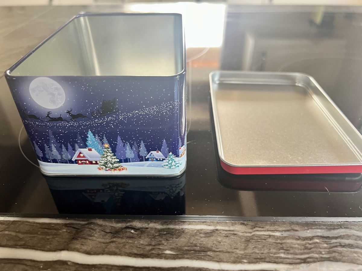 Behälter & Ähnliches: Blechdose Weihnachten, Cookie Box, klein – Gebraucht aus Uetendorf von pink2 1