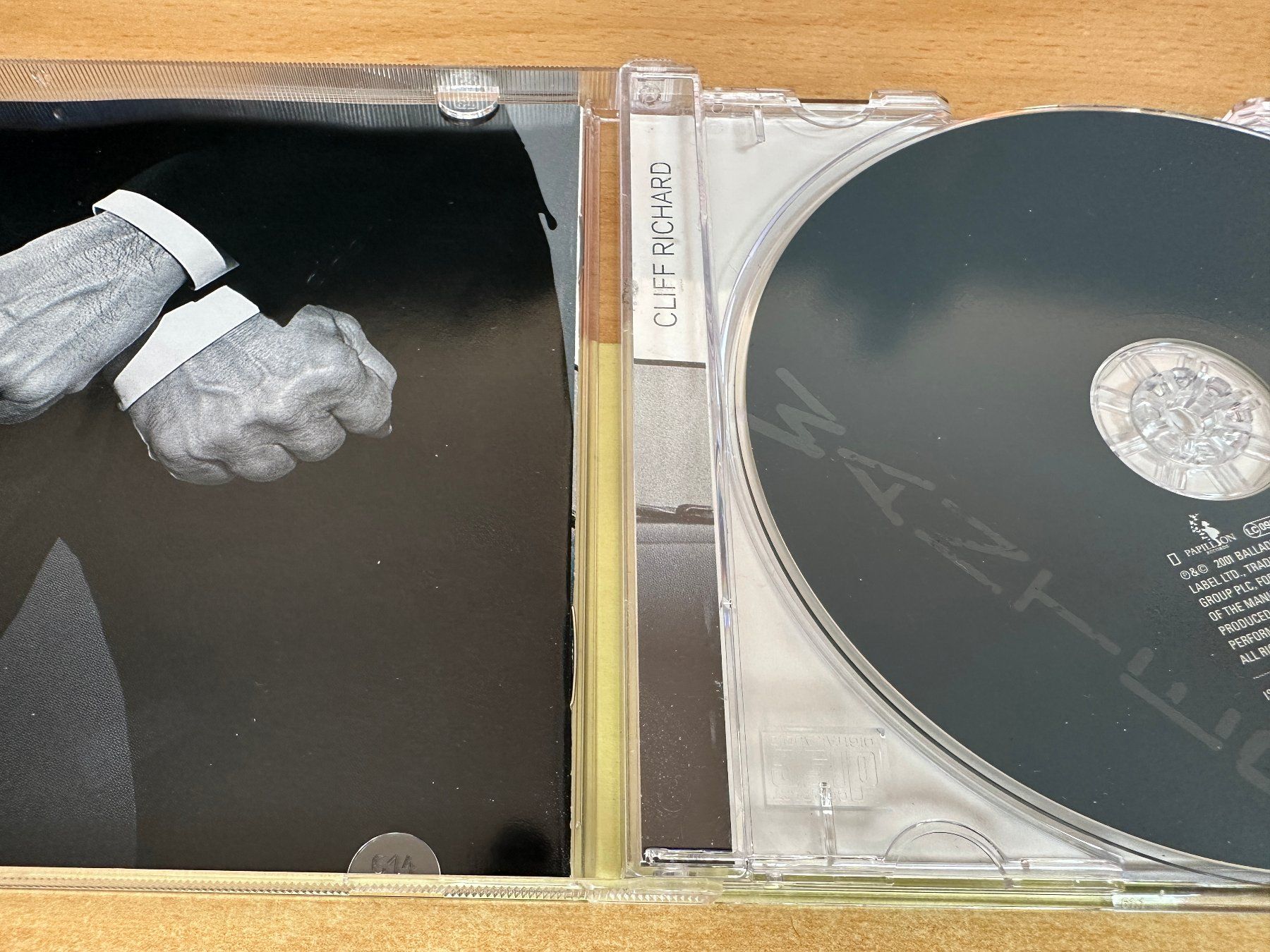 CD: X2 Cliff Richard – Wanted – Usato da Rikon im Tösstal venduto da Alpenmutz 2