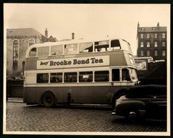 Fotografie Burnley Bus, Werbung für Bro