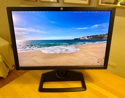 HP ZR2440w – 24 Zoll Full HD Monitor – voll funktionsfähig