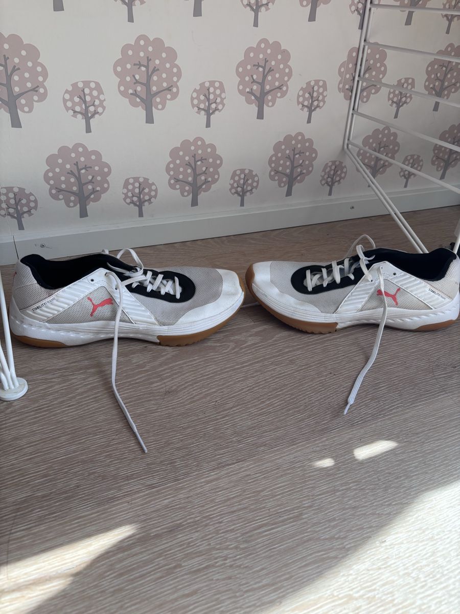 Puma Herrenschuhe: Puma Sport Schuhe Gr.41 – Gebraucht aus Baden von Family_in_Baden