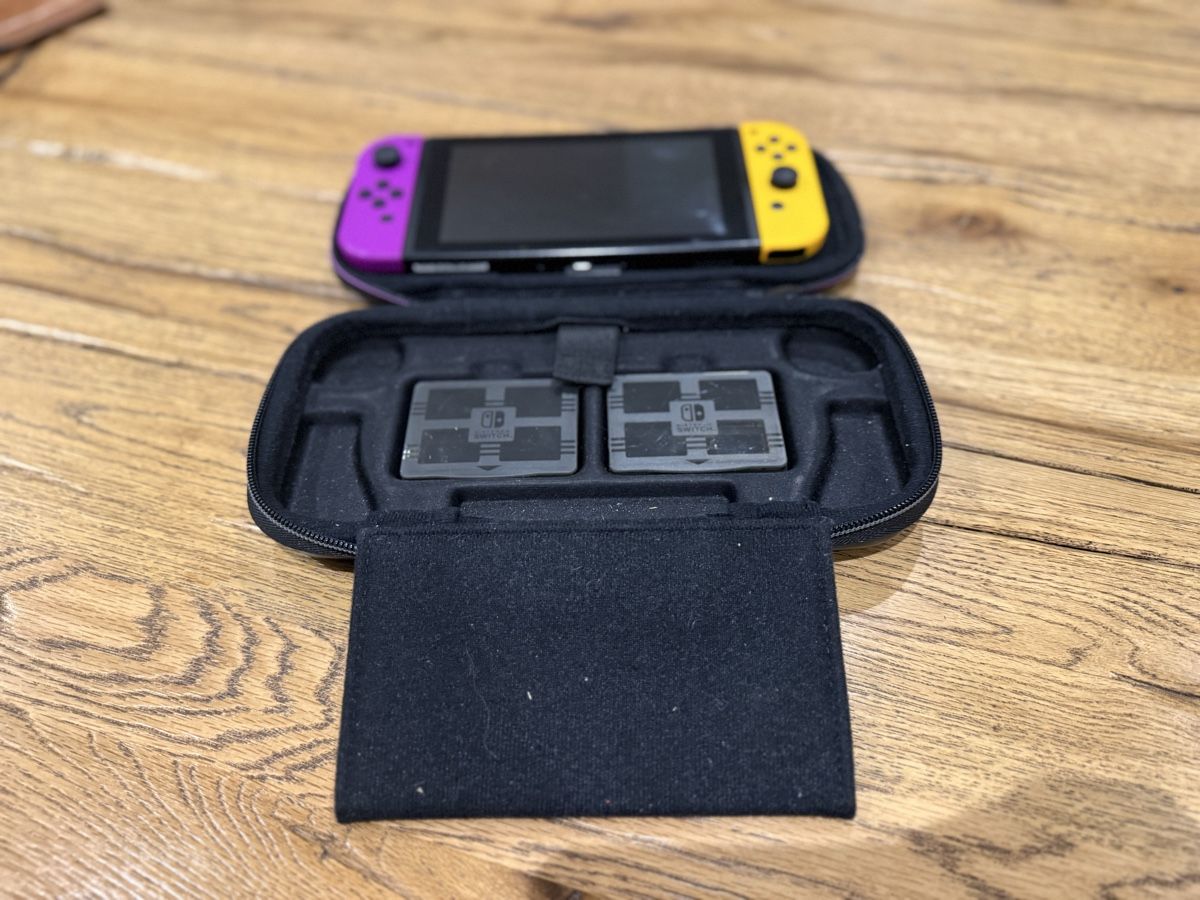 Nintendo Consoles: Nintendo Switch 🎮 – D'occasion à Sempach par CU2times 1