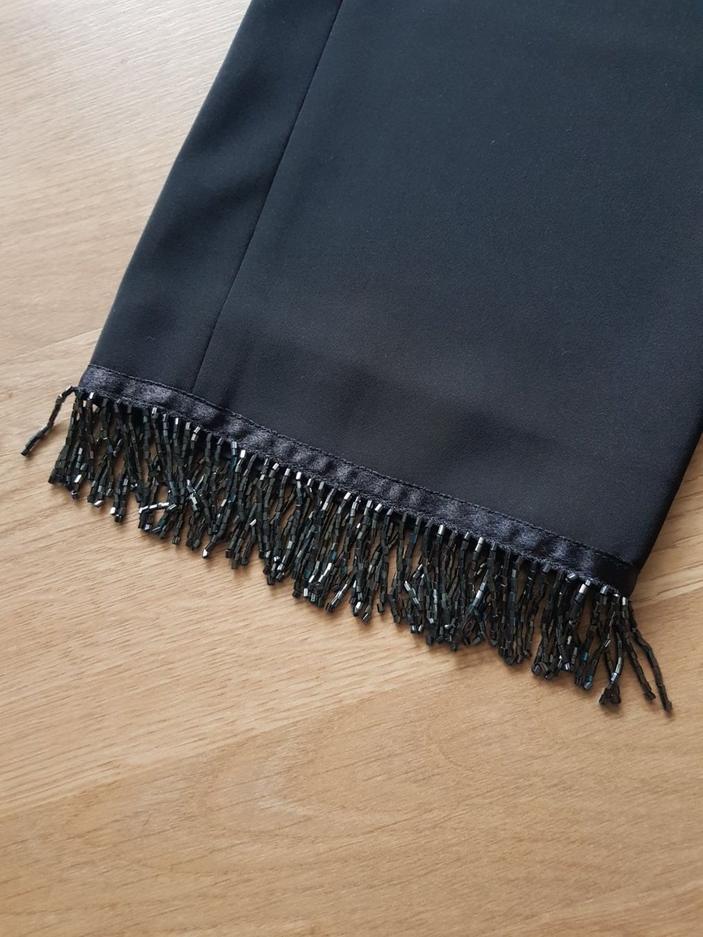Jones Hosen: Elegante Hose Jones Gr.38 mit Perlen – Neu (gemäss Beschreibung) aus Gwatt (Thun) von umwelt-brocki 1