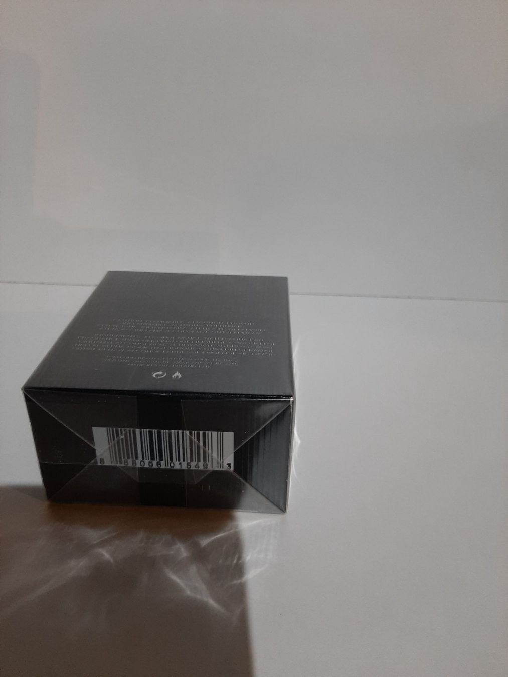 Tom Ford Parfum & Eau de Toilette: Tom Ford Noir EDP 50ml. – Neu und originalverpackt aus Schwanden GL von Evmolpia 3