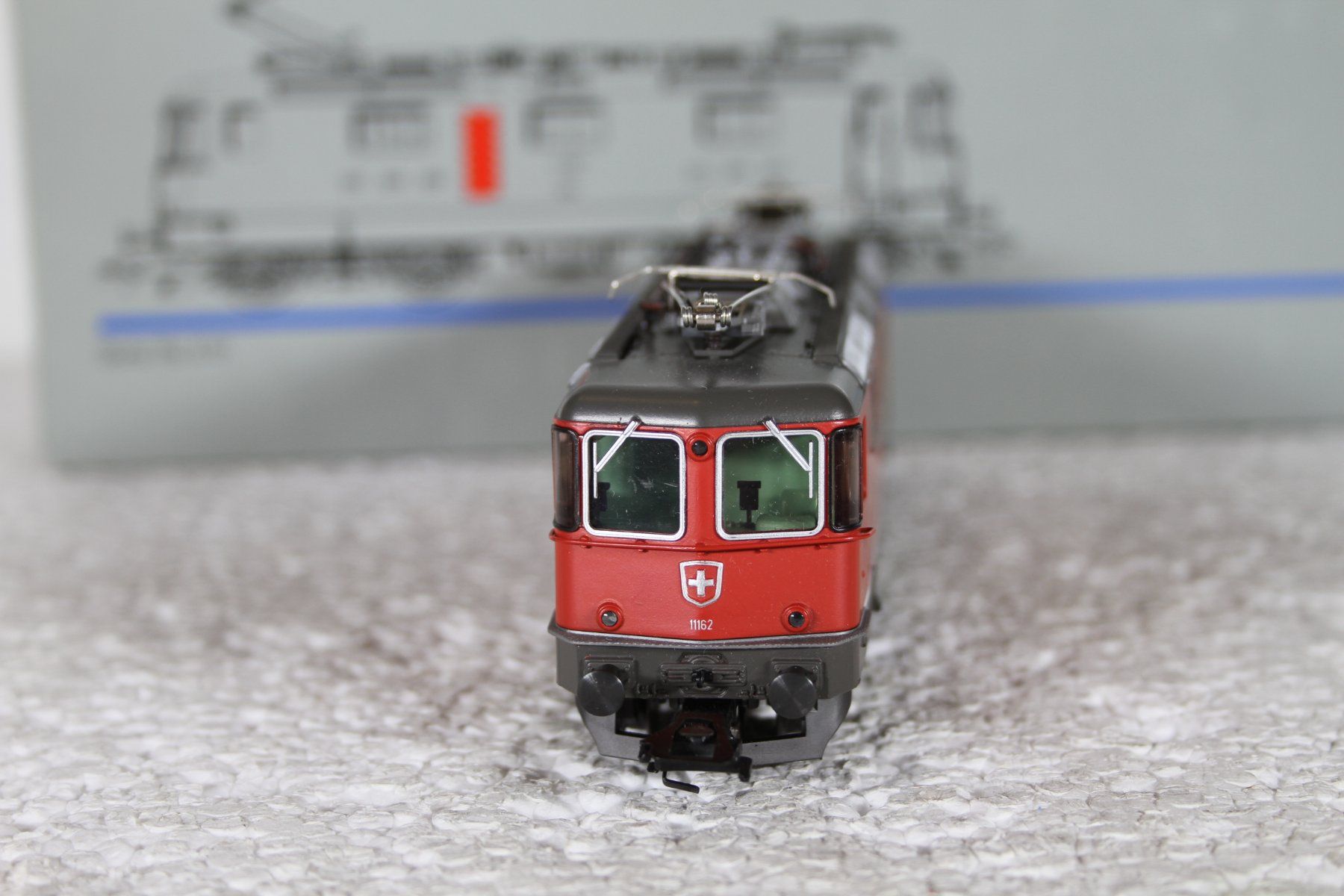 Märklin Modellini di ferrovie: Märklin 3734 SBB Re 4/4 – Usato da Triesen venduto da gleis8 2