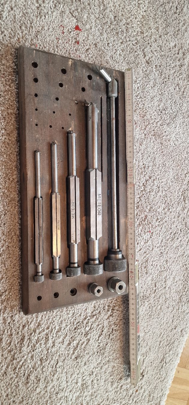Tous les outils: Drehbank teile – D'occasion à Weiningen ZH par ped_fbx2