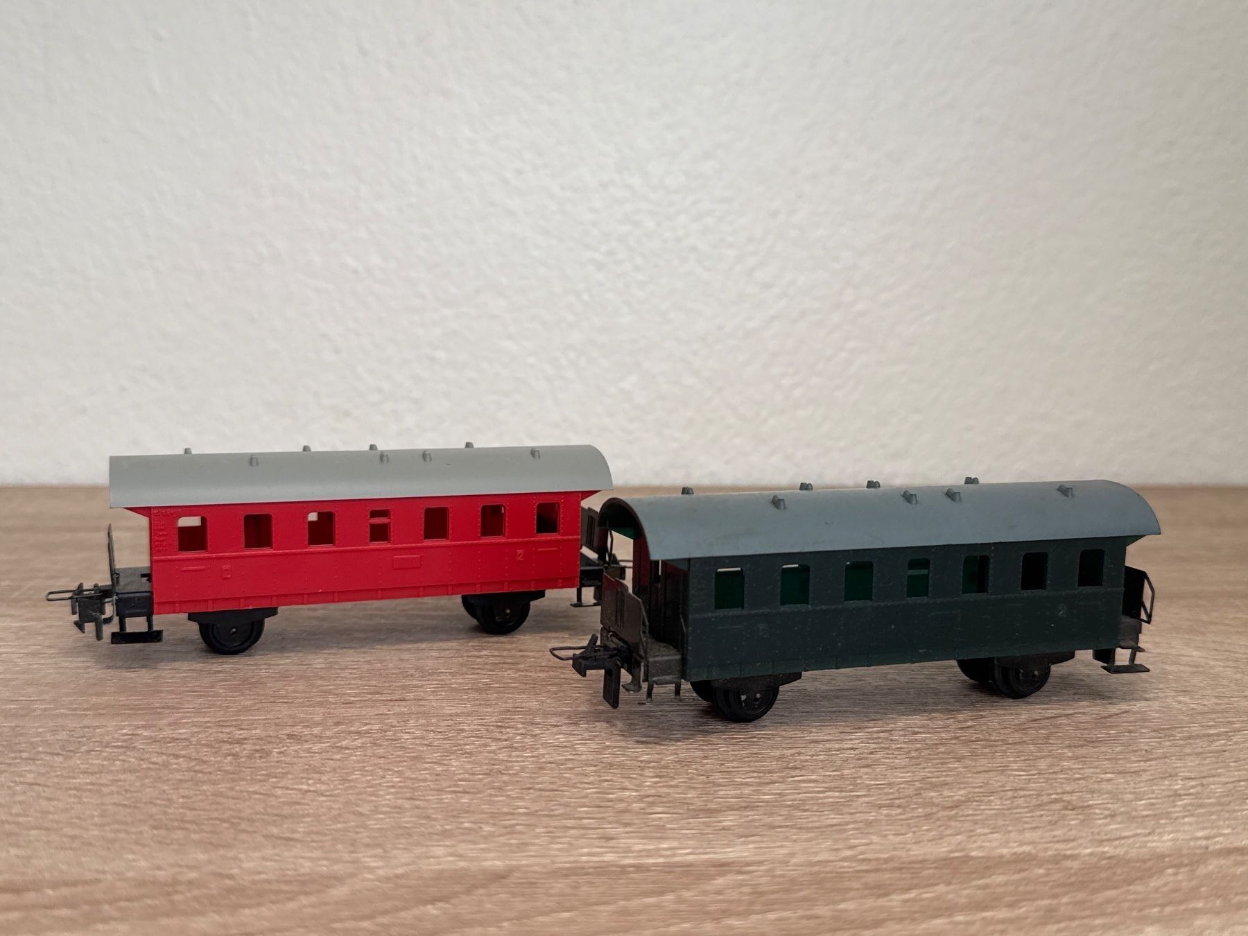 Lima Modellini di ferrovie: 2x Personenwagen (H) – Usato da St-Aubin-Sauges venduto da Lo_Go 1