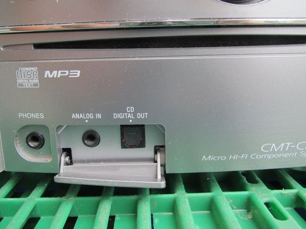 Sony CMT-NEZ50 Kompaktanlage - MP3 Player Mit RDS Tuner & 2x38 Watt