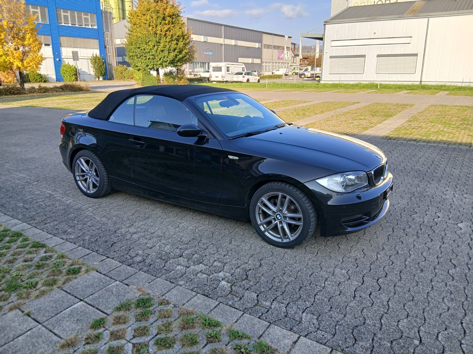 BMW Automobili: BMW 120i Cabrio ab MFK – Usato da Hurden venduto da ade1745 1