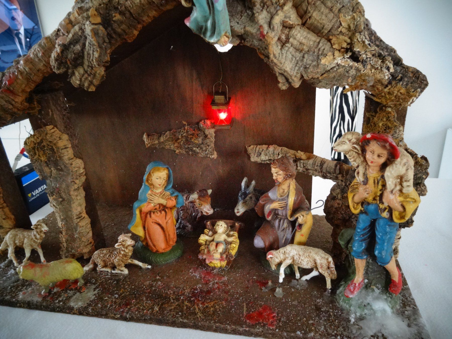Tutte le decorazioni: Alte Krippe mit Laterne – Usato da Neerach venduto da jenny062 3
