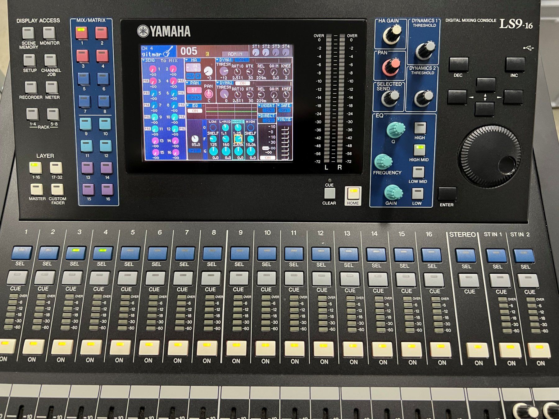 Yamaha Console di mixaggio: Yamaha LS9-16 Mischpult – Usato da Chur venduto da EP_bernhard 4