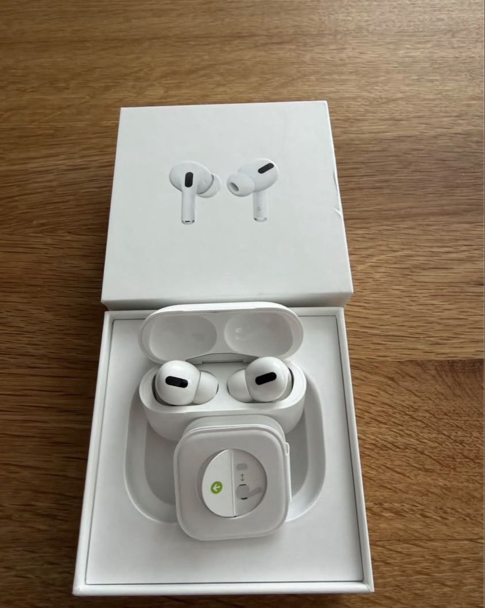 Apple Casques audio: Airpods Pro – D'occasion à Lenzburg par Jet_mir 1