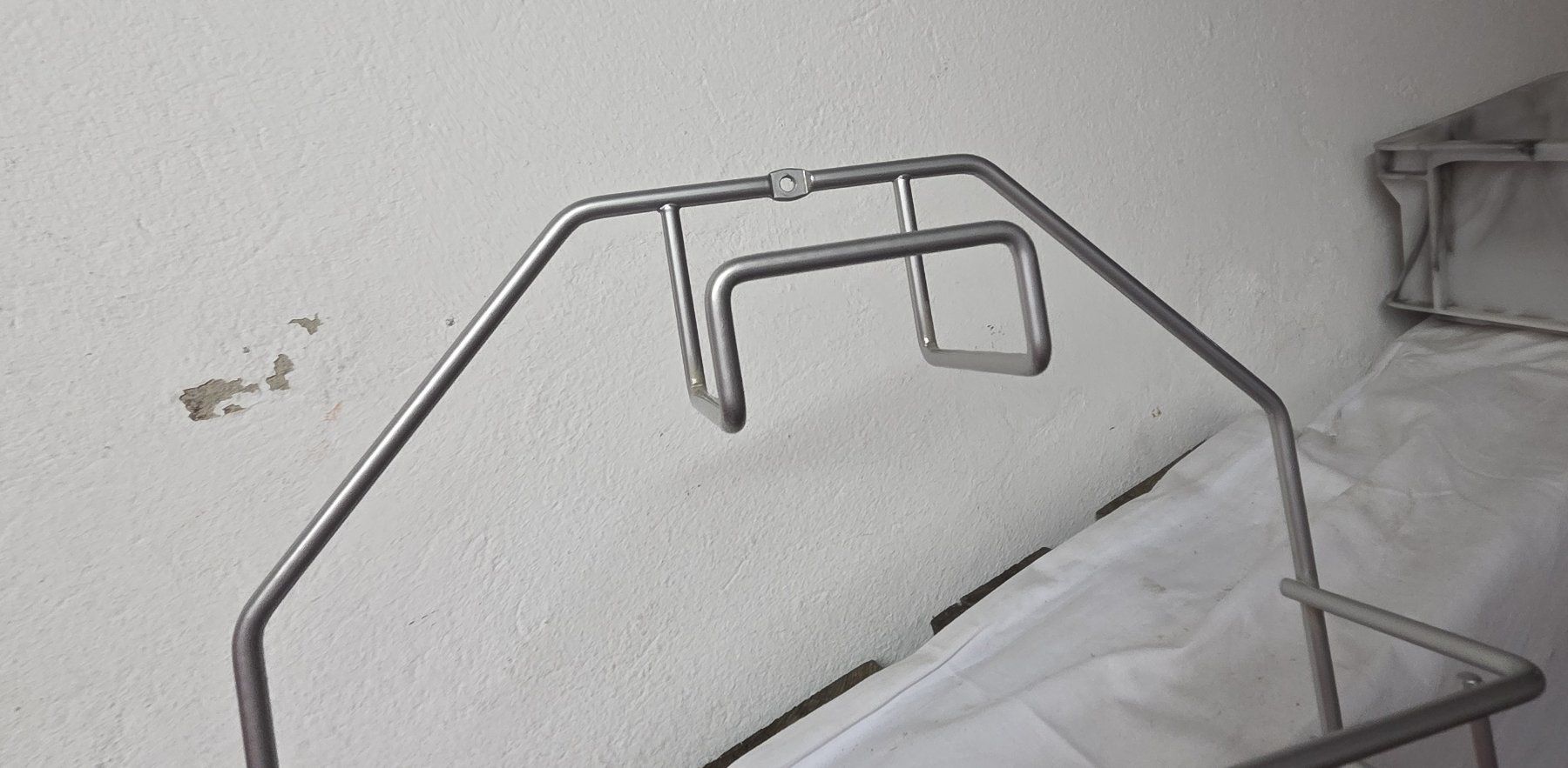Regale: Metall Gestell Matt/Grau mit 3 Ablage Korb Plus Nr. 22 – Neu (gemäss Beschreibung) aus Niederbipp von Trude04 3