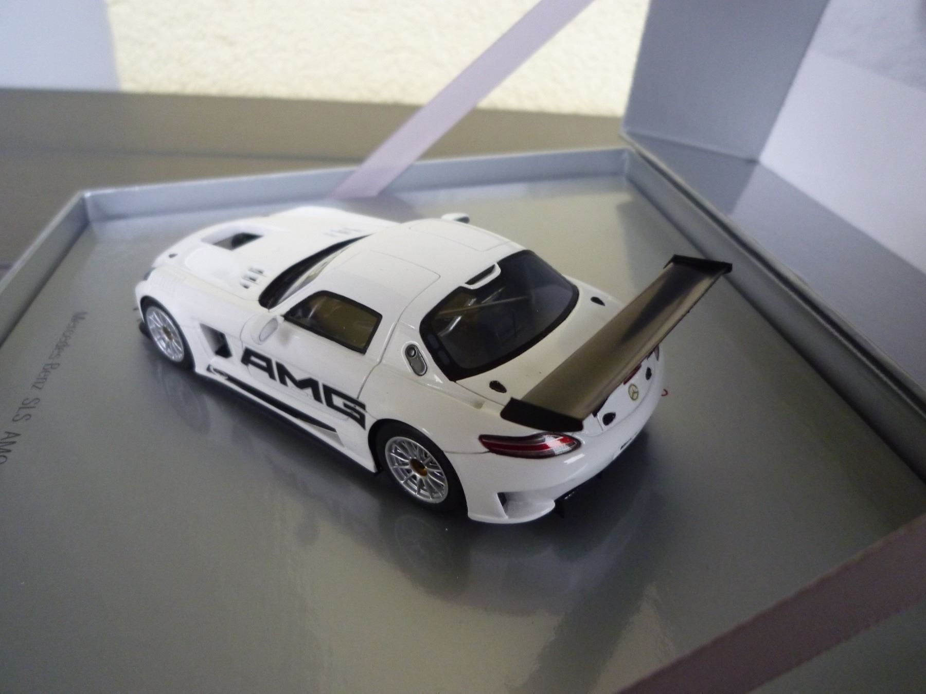 Mercedes-Benz Modellautos: Mercedes-Benz SLS AMG GT3 – Neu und originalverpackt aus Flawil von Imperiosud 3