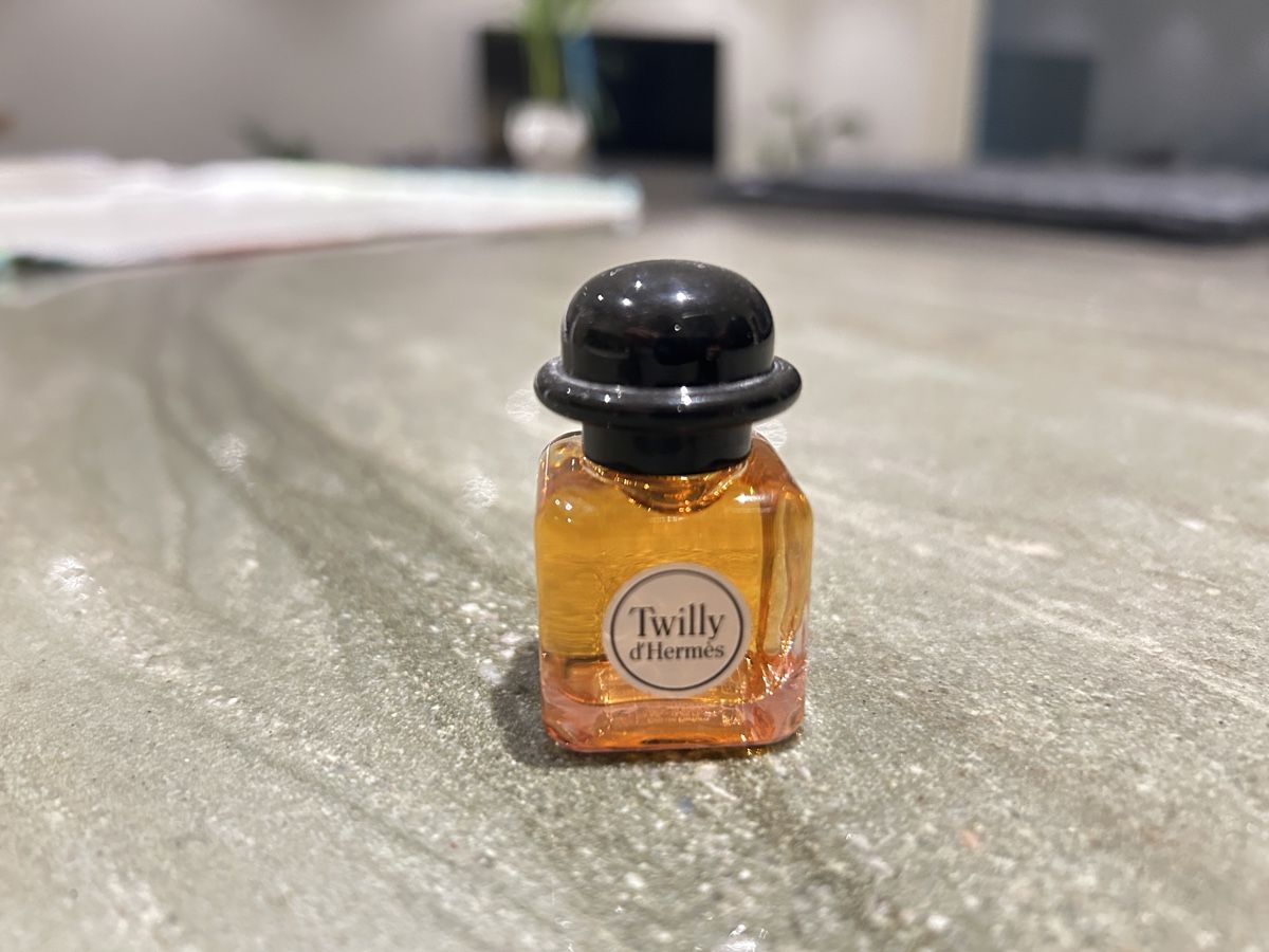 Hermès Profumi & Eau de Toilette: Twilly d’Hermès Miniatur – Nuovo (secondo la descrizione) da Ehrendingen venduto da 86FM