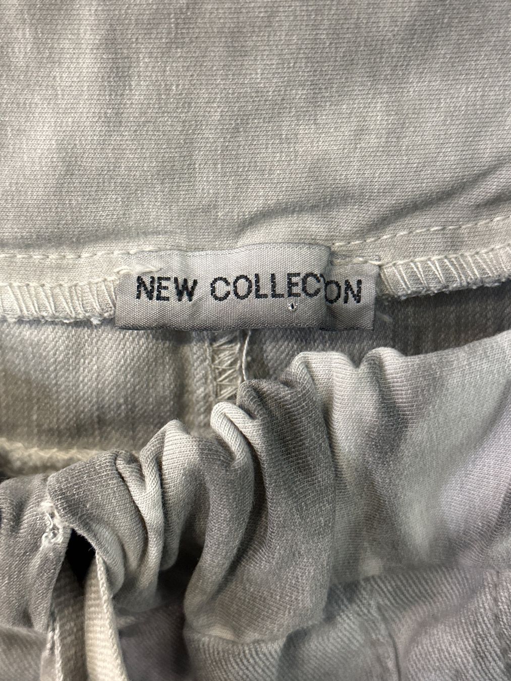 Jeans: Stoff/ Jeanshose der Marke New Collection – Gebraucht aus Bettwiesen von Relux1 2