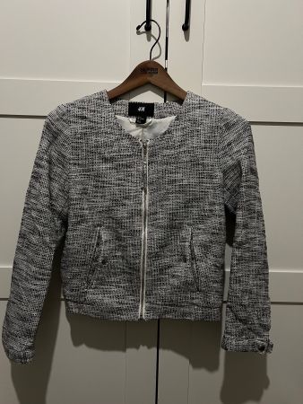 Bouclé Jacke, schwarz-weiss