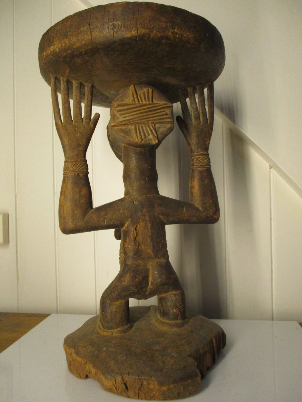 Skulpturen & Statuen: Figur Skulptur aus Holz Frau mit Brüsten Hocker tribal art – Gebraucht aus Windisch von Autogrammo 4