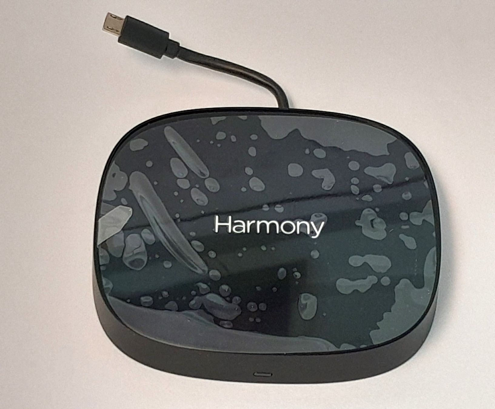 Logitech Hubs & Switches: LOGITECH Harmony Ultimate Hub + Hub Extender – Gebraucht aus Richterswil von  5