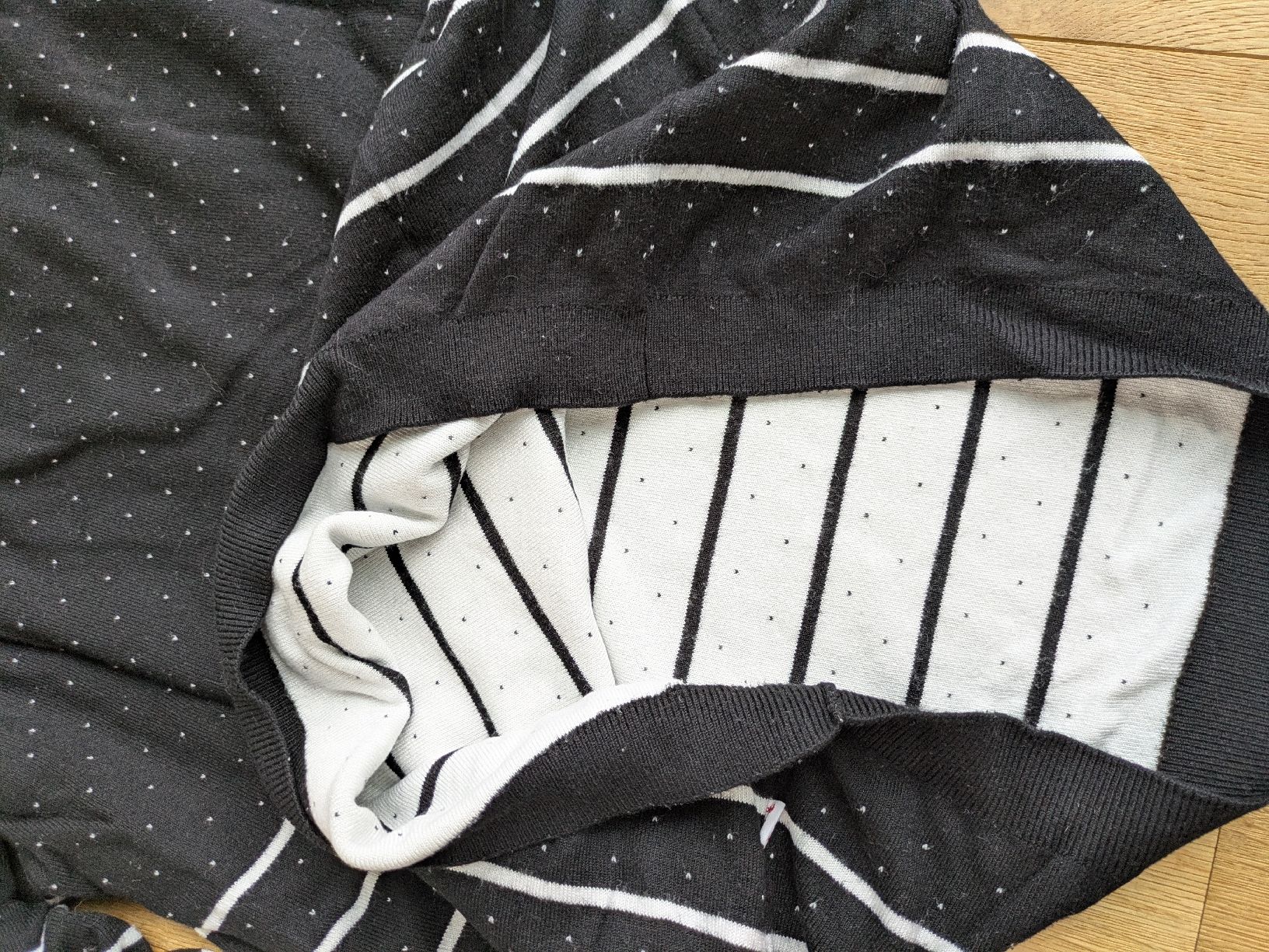 Blutsgeschwister Maglioni & Felpe: Blutsgeschwister  Pulli, Grösse M – Usato da Ins venduto da Jacy1 5