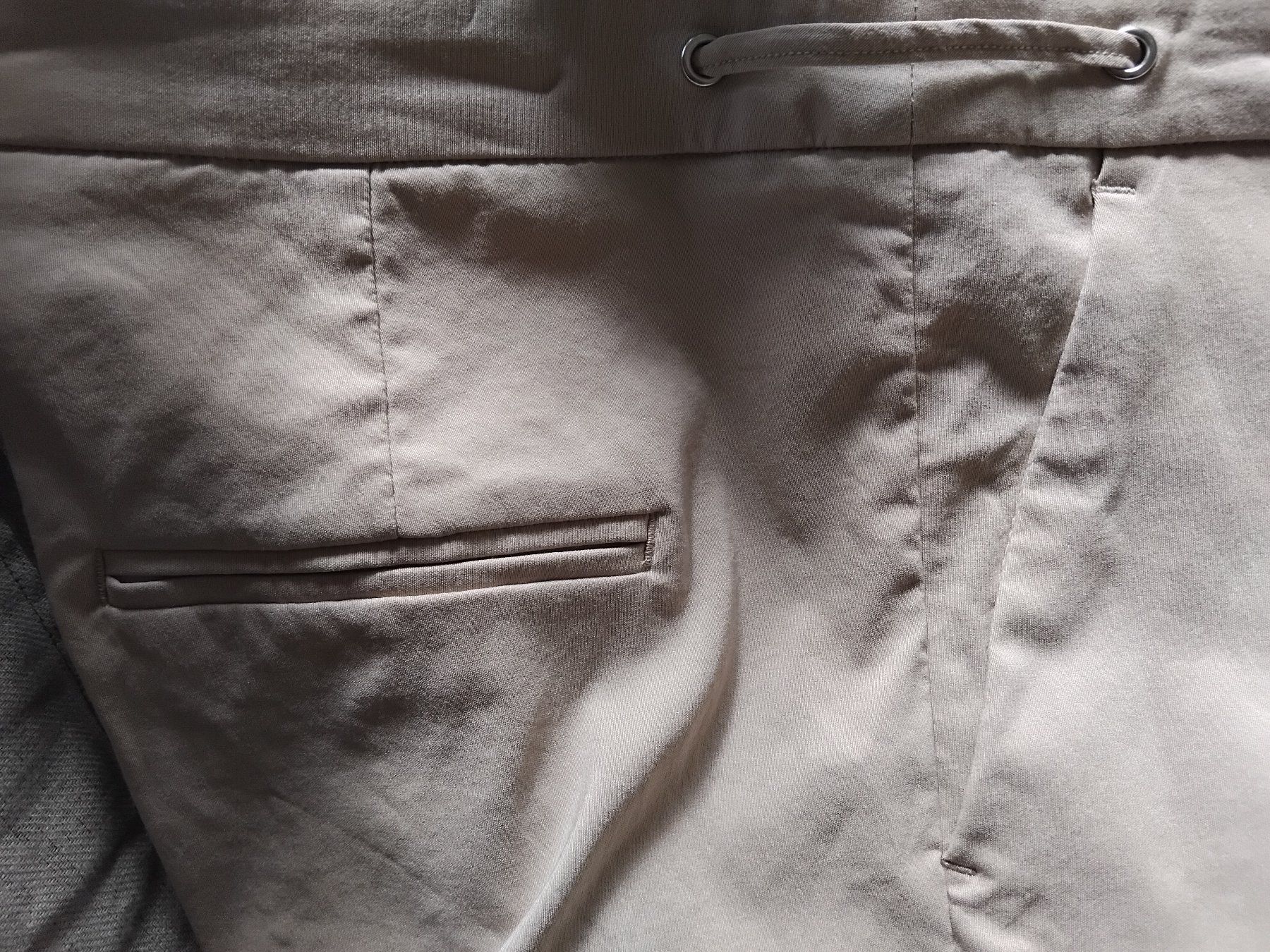 Pantaloni: Leichte Stretchhose ca Gr. 40 - NEU!! – Nuovo (secondo la descrizione) da Rorschach venduto da kristys 7