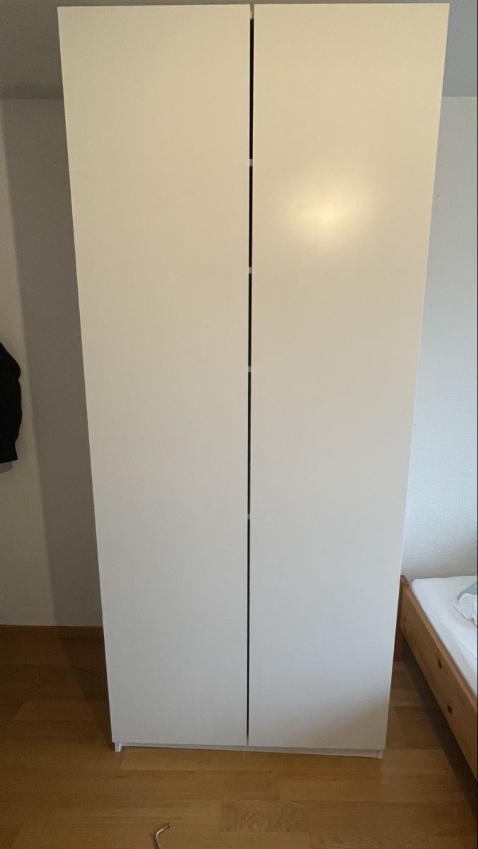 Armadi: Kleiderschrank in weiss – Usato da Bern venduto da eli_9rnl