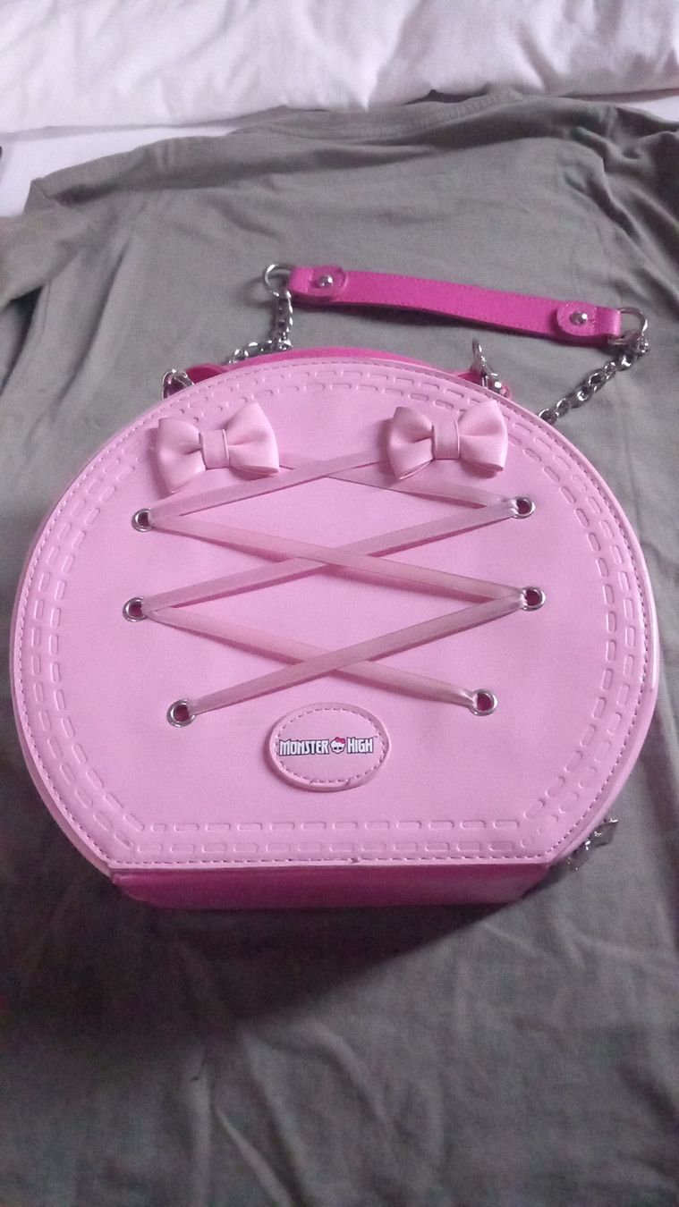 Taschen für Damen: Monster High Draculaura Bag Hot Topic Rare – Gebraucht aus Bex von aud_cy2l 1