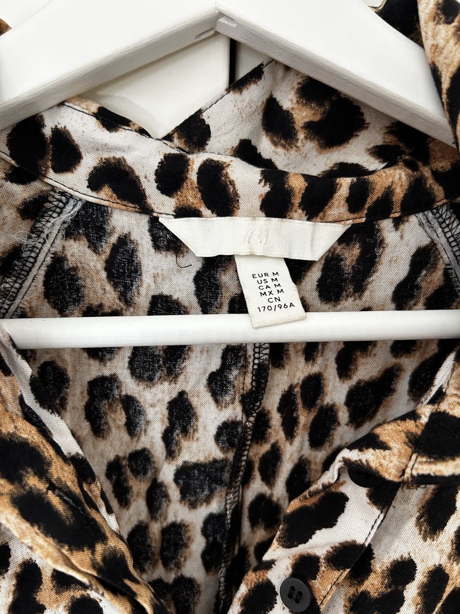H&M Vestiti: H&M Kleid im Leopardenmuster, Grösse M – Usato da Obfelden venduto da JackyRot 1