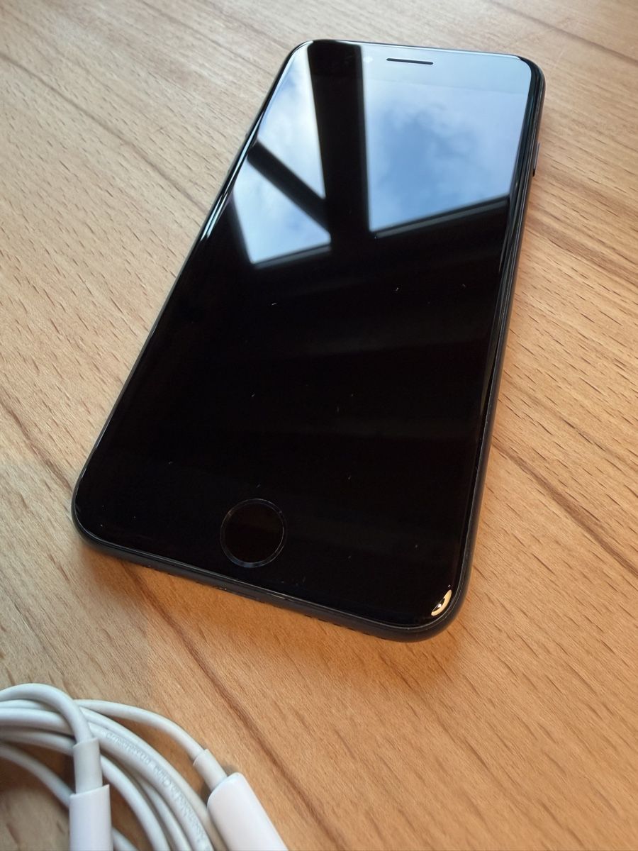 Apple Handys / Smartphones: iPhone 7 128GB  – Gebraucht aus Chur von Sim7000 9