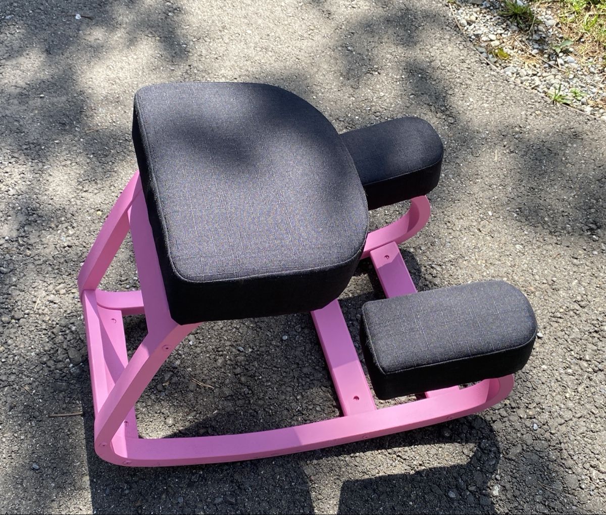 Stühle: Kniestuhl pink – Gebraucht aus Zürich von zoflora 1