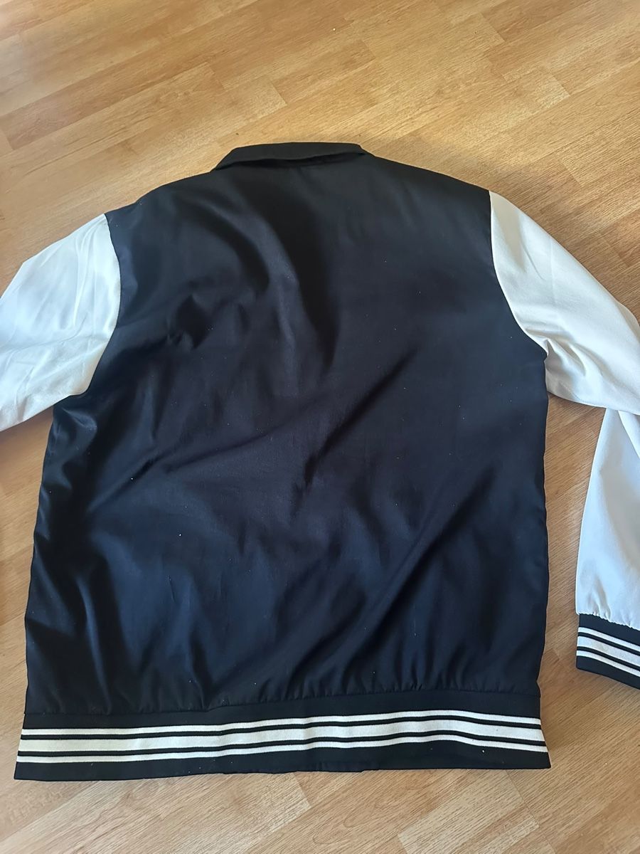 Giacche: Baseball Jacke – Usato da Rehetobel venduto da sop_8vdy 1