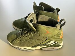 Nike Air Jordan 6 Retro grün Grösse 44 guter Zustand