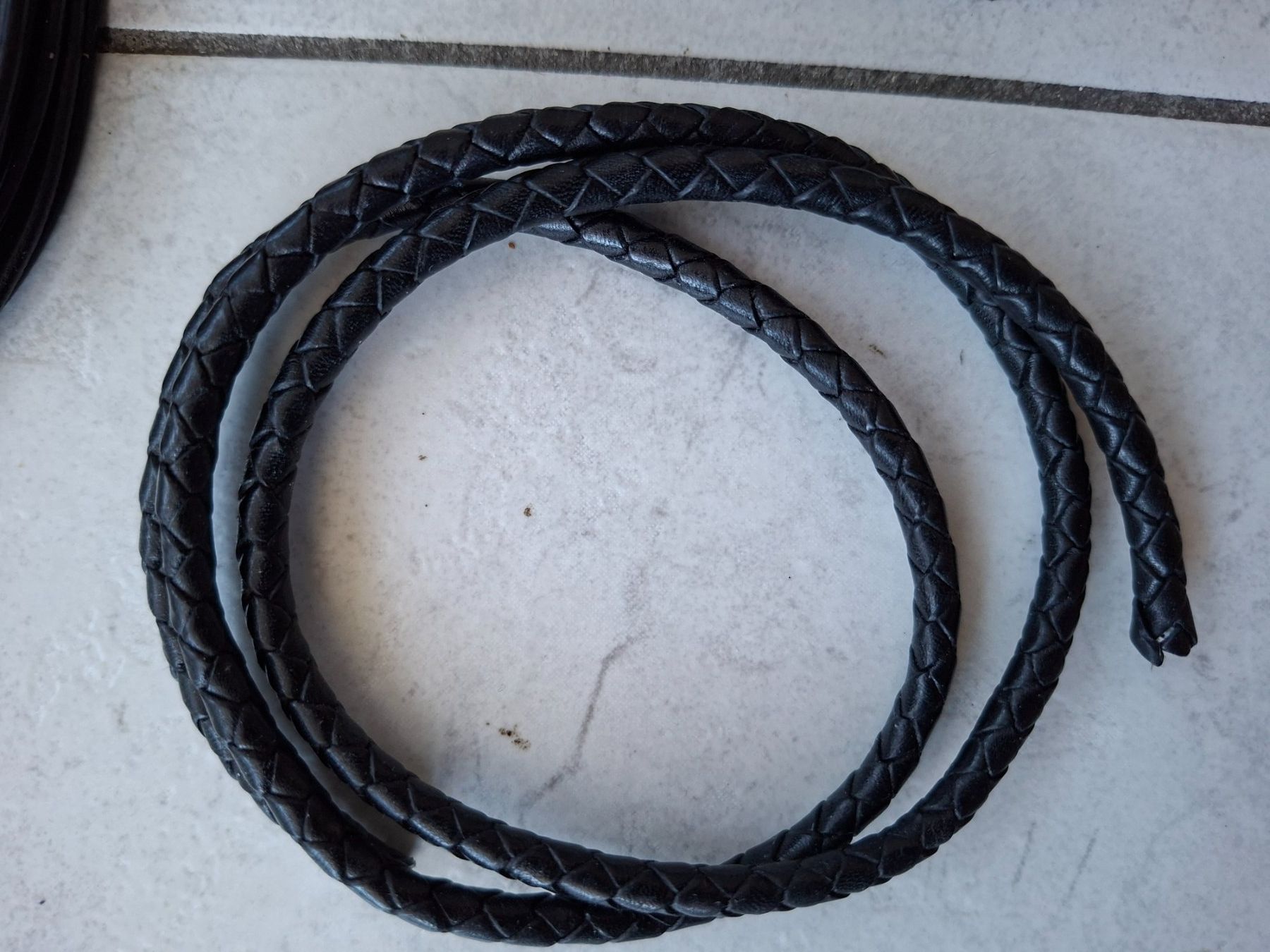 Nastri decorativi: Lederbänder – Nuovo e nell'imballaggio originale da Pfaffnau venduto da Covial 3