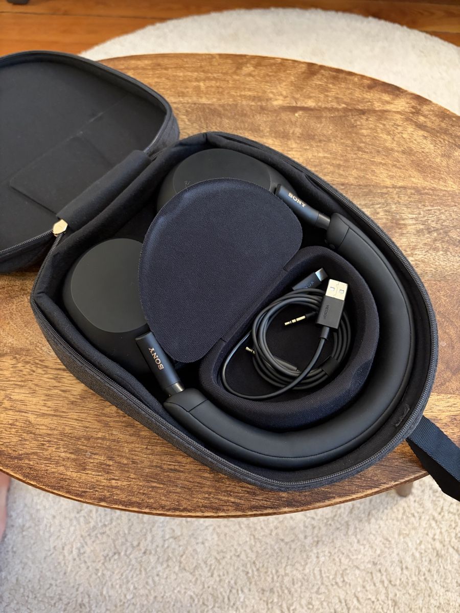 Sony Kopfhörer: Sony WH-1000XM5 – Gebraucht aus Genève von cailen 1