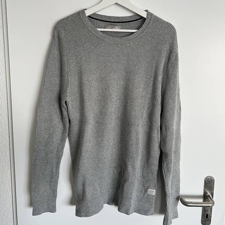 Maglioni & Felpe: Grauer Pullover von Jack & Jones – Usato da Neerach venduto da twerner1
