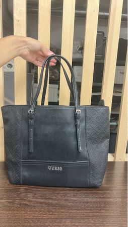 Handtasche Guess schwarz strukturiert neuwertig