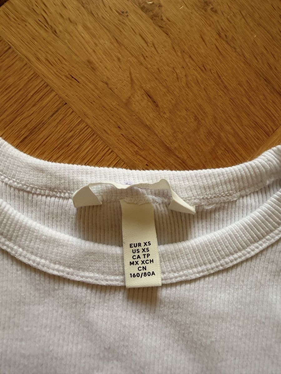 H&M Tops: Weisses Top – Neu (gemäss Beschreibung) aus Unterentfelden von ame_tf2n 1