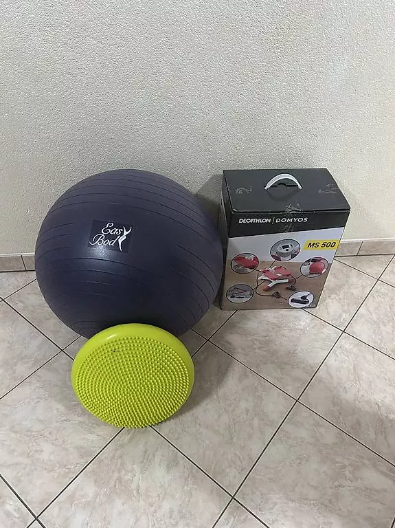 Hometrainer: Attrezzi per esercizi  – Usato da Cugnasco venduto da elisadg02