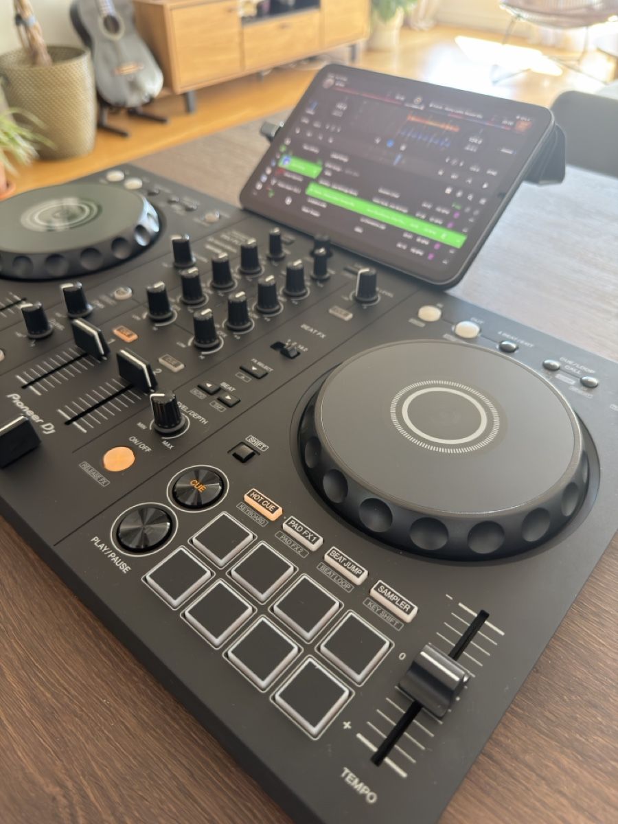 Pioneer Console di mixaggio: DJ Controller Pioneer DDJ-FLX4 New – Nuovo (secondo la descrizione) da Zürich venduto da Rocola26 4