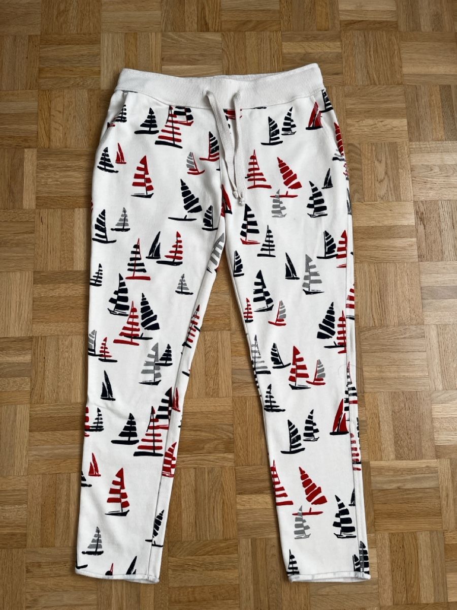 Pantaloni: JUVIA Sweatpants Gr. M – Usato da Zürich venduto da Kleanthy 2