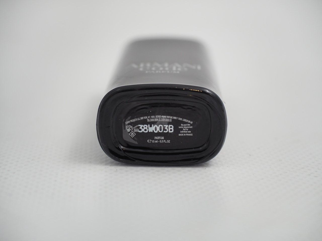Armani Profumi & Eau de Toilette: GIORGIO ARMANI Armani Code Parfum (26072606) – Nuovo (secondo la descrizione) da Zürich venduto da fundsachenverkauf 2