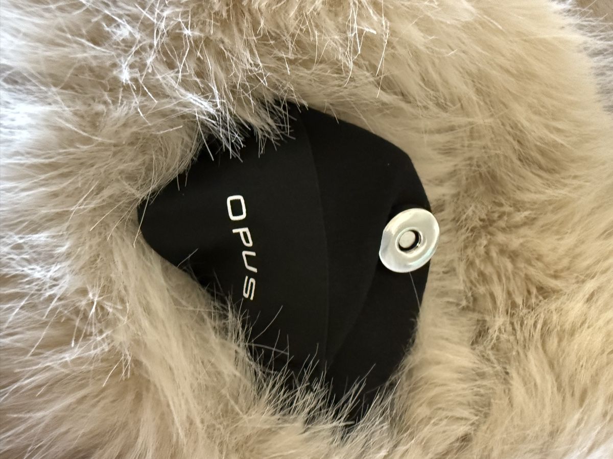 Taschen für Damen: Kuscheltasche – Gebraucht aus visp von Kmemo1 1