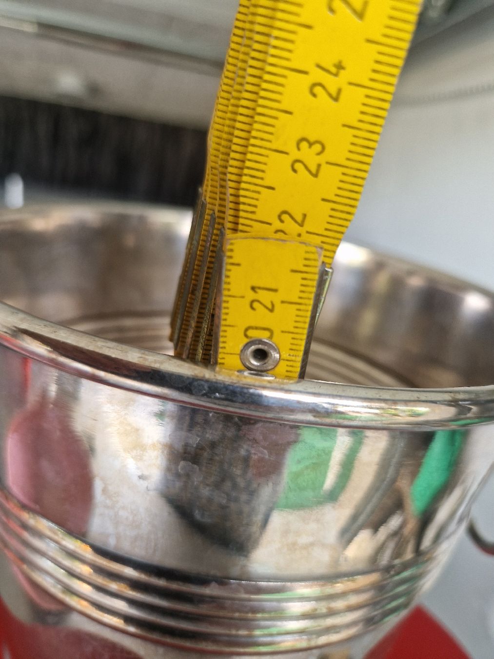 Sonstiges: Kuehleimer versilbert mit Henkeln ca. 20cm schwer – Gebraucht aus Mörigen von Clio111 7