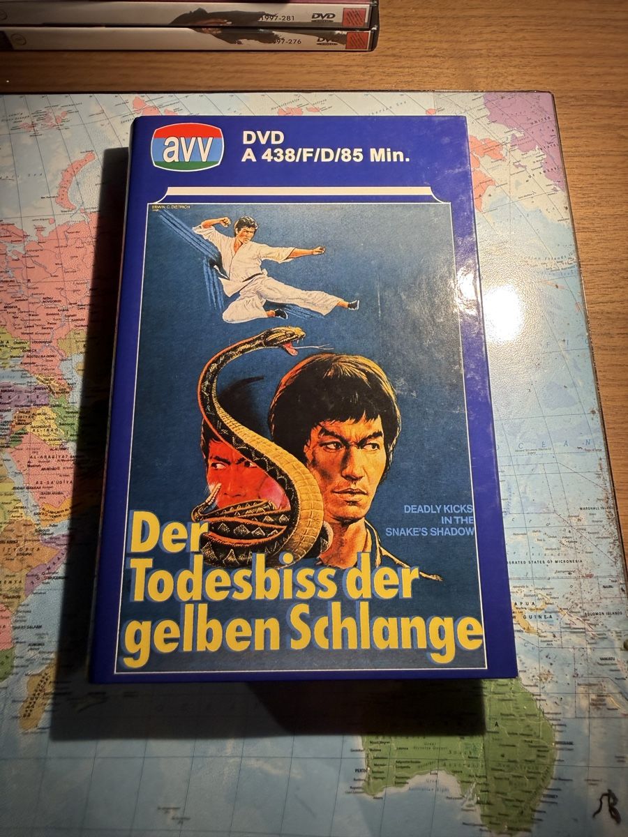 Tutti i DVDs:  Der Todesbiss der gelben Schlange Grosse Hartbox DVD  – Usato da Flaach venduto da Filmklopper87
