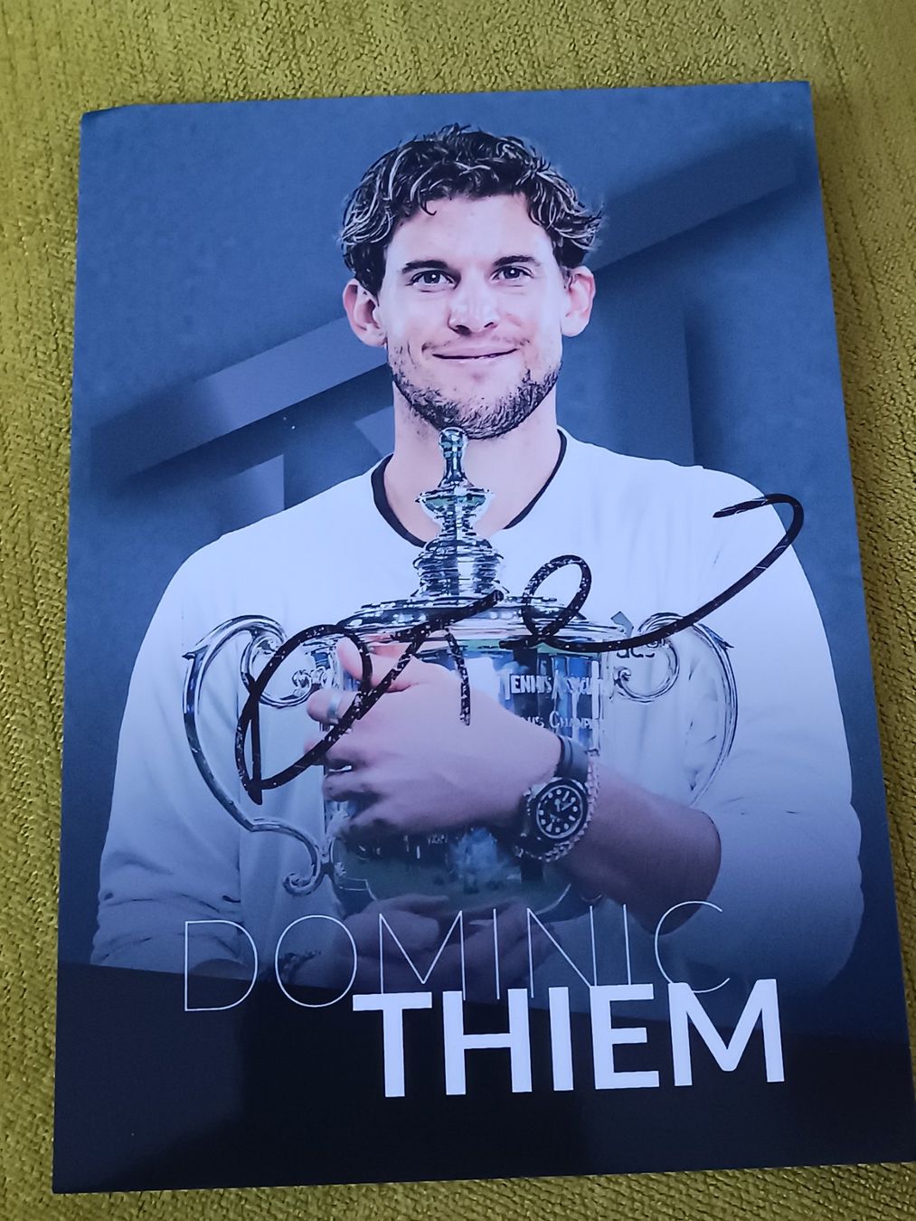 Autographes: Dominic Thiem - Tennis - handsigniert – D'occasion à Menziken par Autogramme